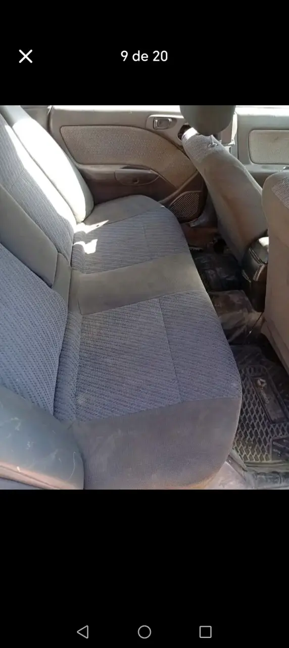 Auto Subaru usado en buen estado - 4