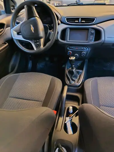 Chevrolet Onix 2017 1.4 - miniatura 3