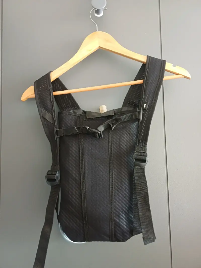 Mochila de Hidratación Rockrider Negra - 2