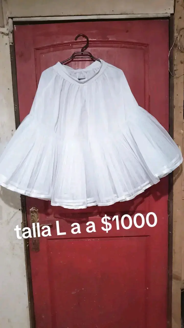 Vestido de niña folclórico verde y rojo - 5
