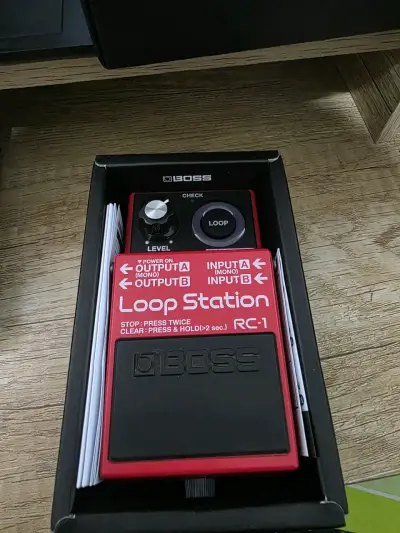 Pedal de Efectos Boss Loop Station RC-1 - miniatura 1