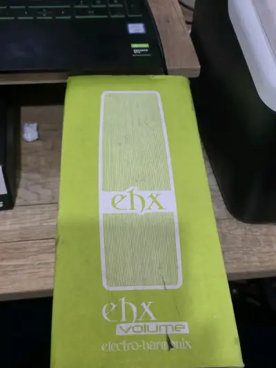 Pedal de volumen EHX Electro-Harmonix - miniatura 2