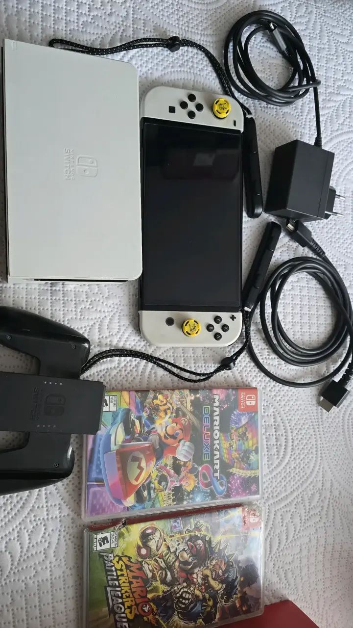 Nintendo Switch OLED con juegos - 3