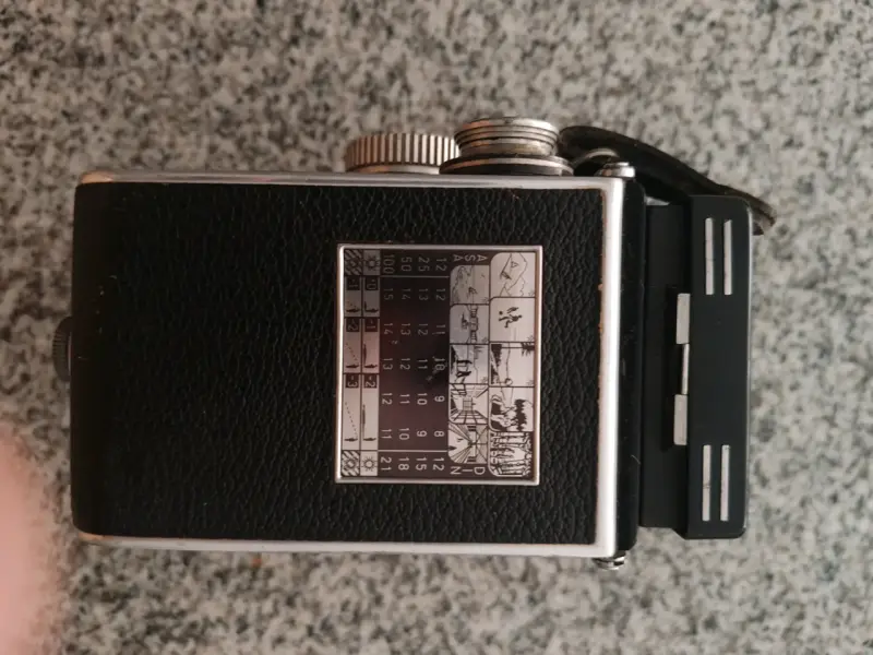 Cámara vintage Rolleiflex - 2