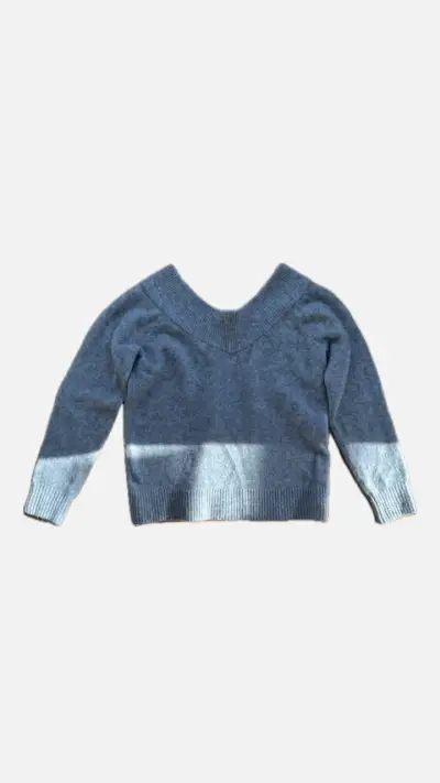 Suéter gris para mujer - miniatura 1