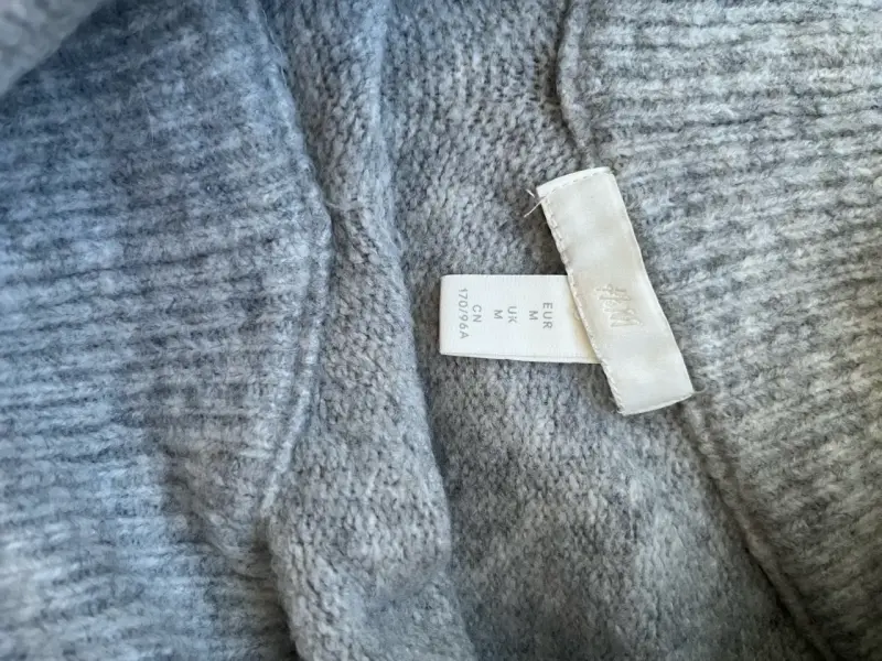 Suéter gris para mujer - 4