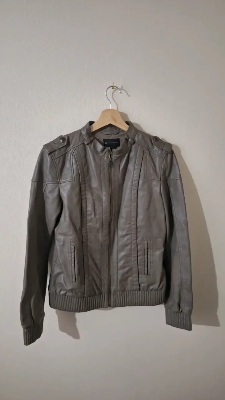 Chaqueta de cuero gris Mango MNG para mujer - 1