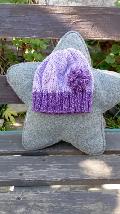 Gorros tejidos para bebé en varios colores - miniatura 6