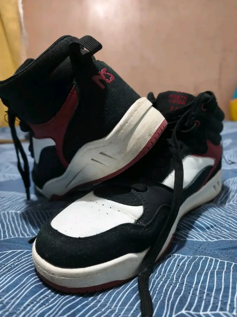 Zapatillas deportivas North Star negras y blancas - 1