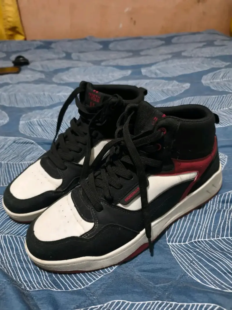 Zapatillas deportivas North Star negras y blancas - 2
