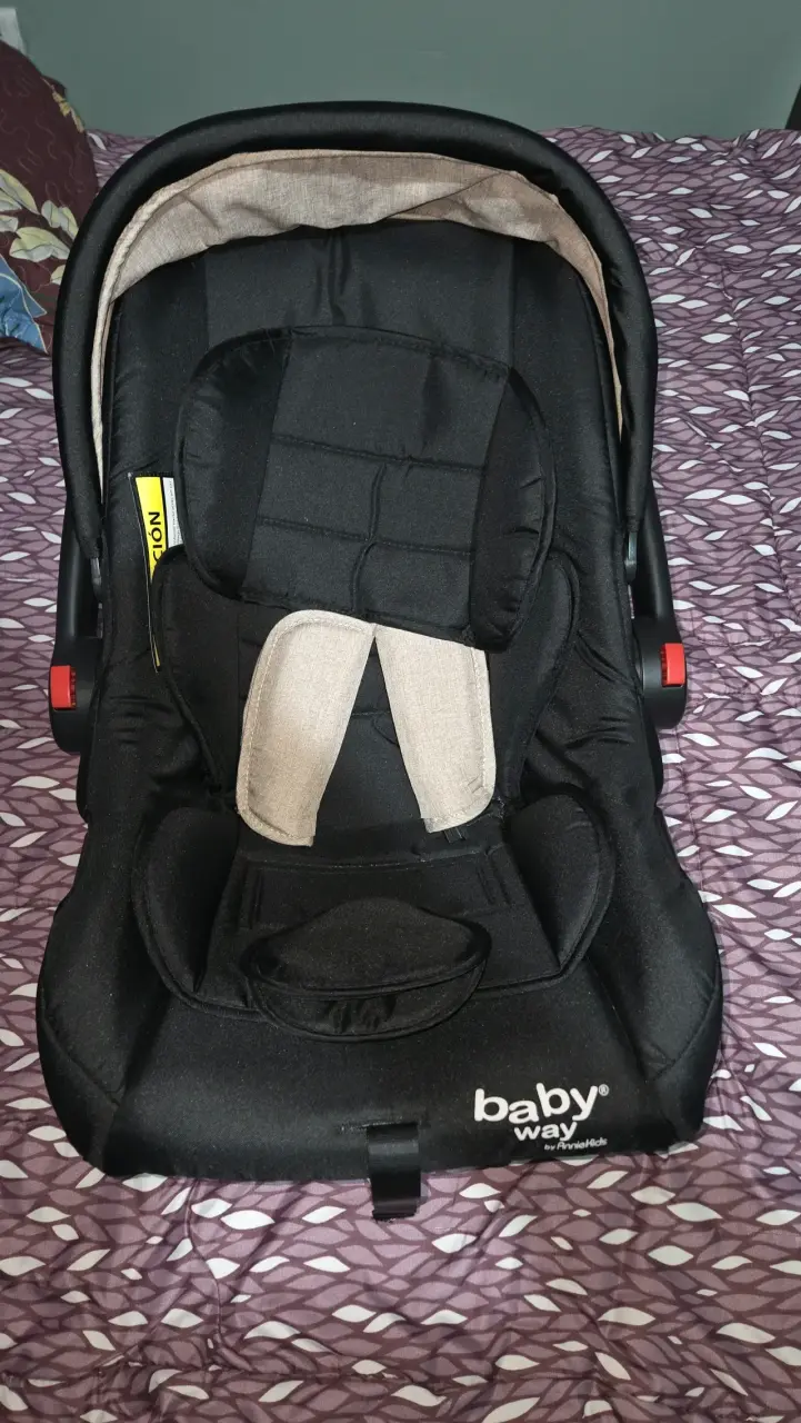 Silla de Auto para Bebé Baby Way Negra - 1