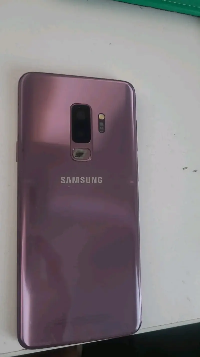 Samsung Galaxy S9+ en buen estado - 3