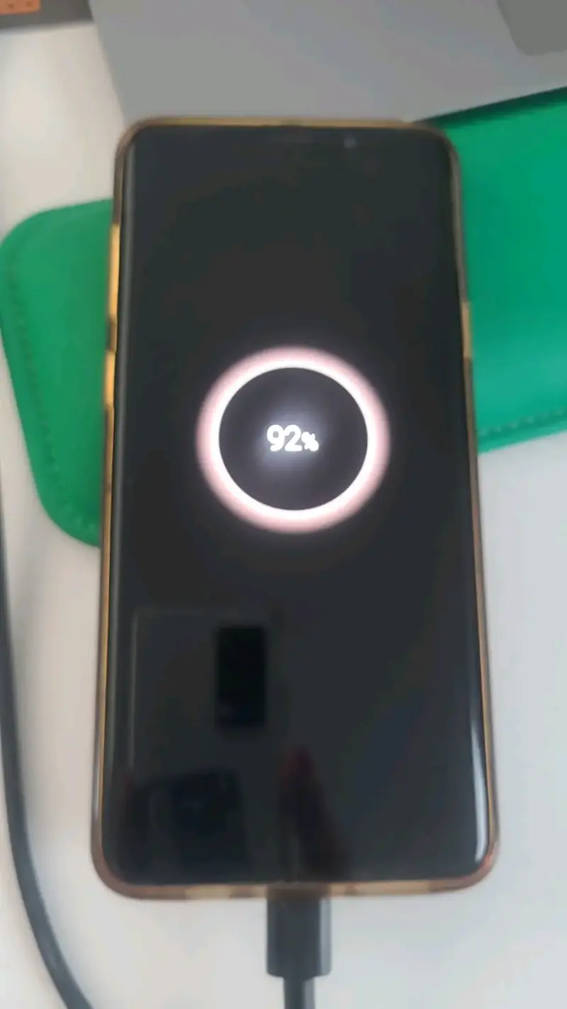 Samsung Galaxy S9+ en buen estado - 6