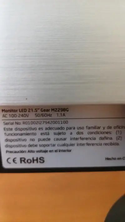 Monitor LED de 21,5 pulgadas en buen estado - miniatura 3