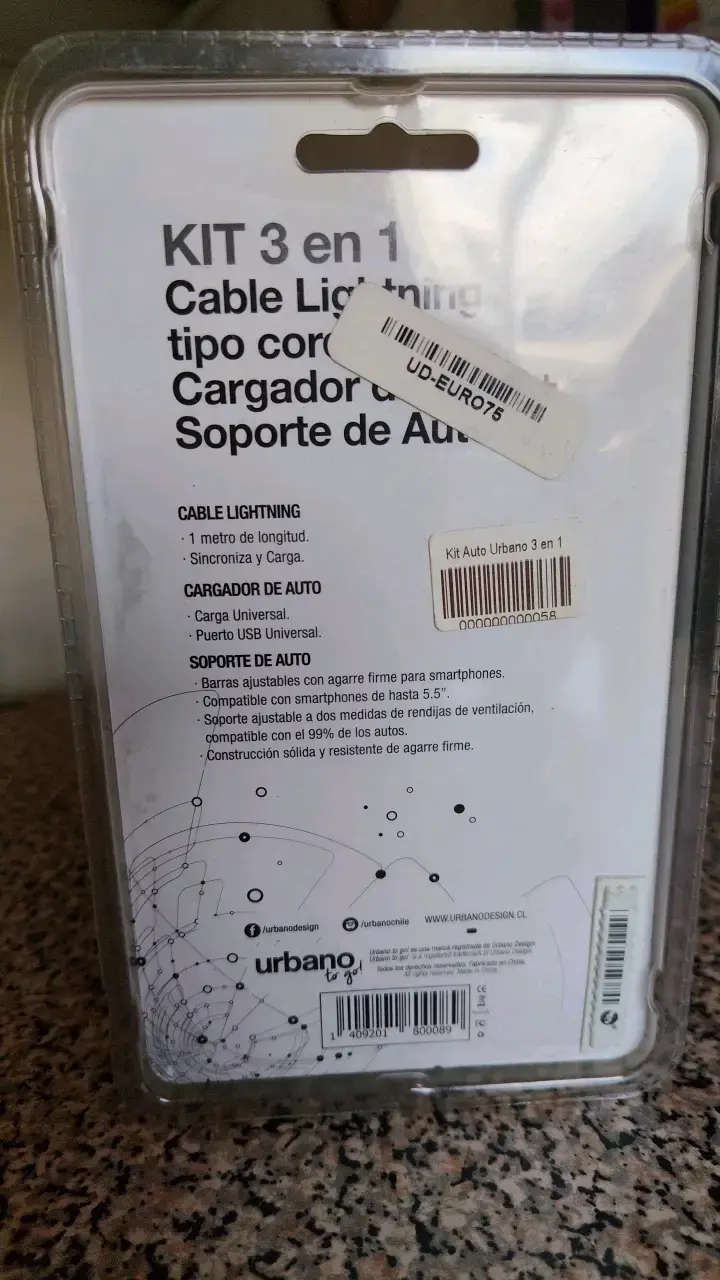Kit 3 en 1 Urbano con Cargador de Auto y Cable Lightning - 2
