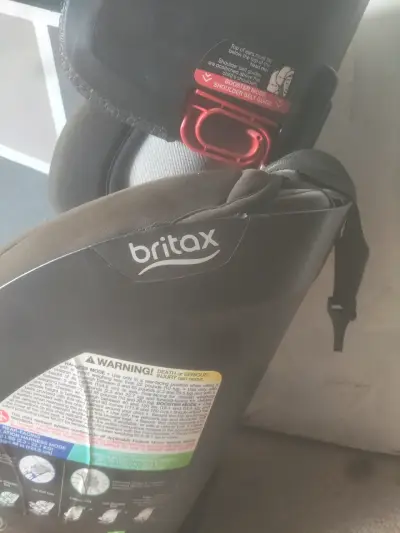 Silla de auto Britax negra con portavasos - miniatura 2