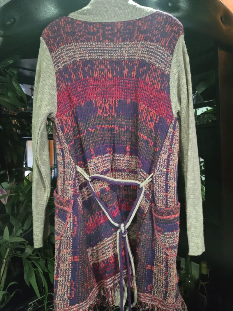 Cardigan largo multicolor con flecos - 3