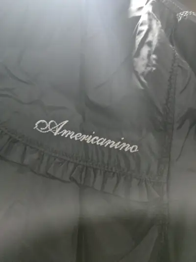 Chaqueta negra con capucha Americanino para mujer - miniatura 2