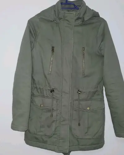 Parka verde con capucha Cuesta Blanca - miniatura 1
