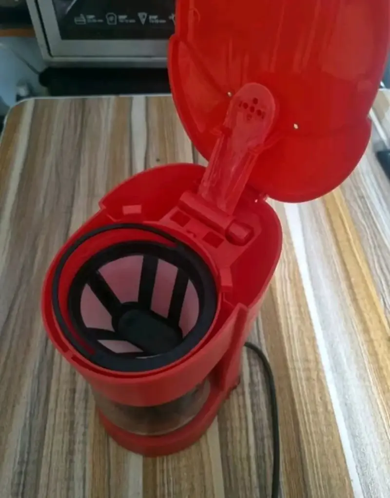 Cafetera eléctrica roja compacta - 2