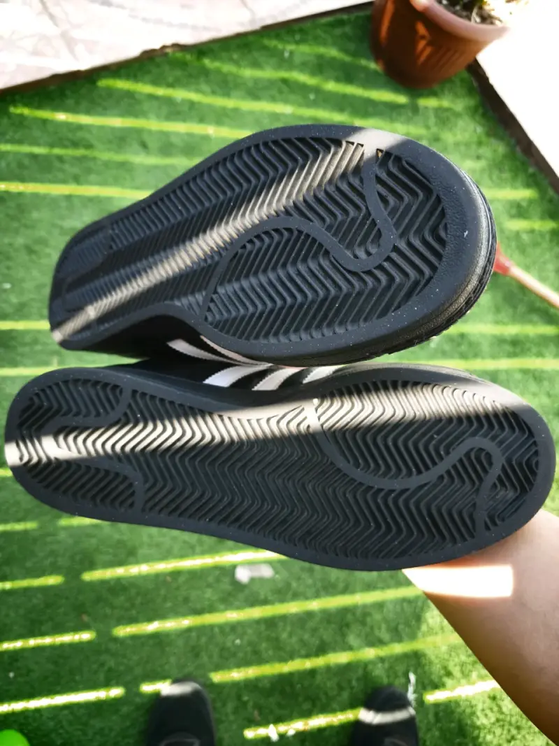 Zapatillas negras Adidas Superstar - 5