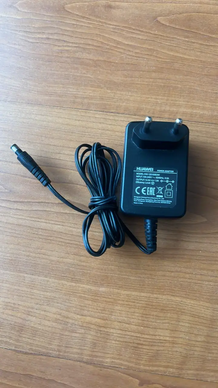 Cargador Huawei 12V 1A para dispositivos electrónicos