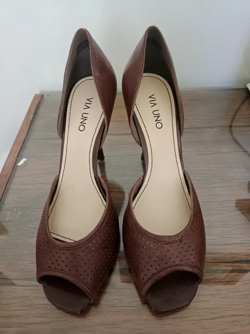 Zapatos de tacón alto Via Uno marrones - 3
