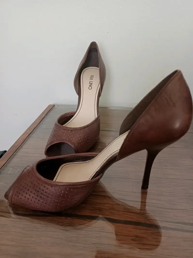Zapatos de tacón alto Via Uno marrones - 4