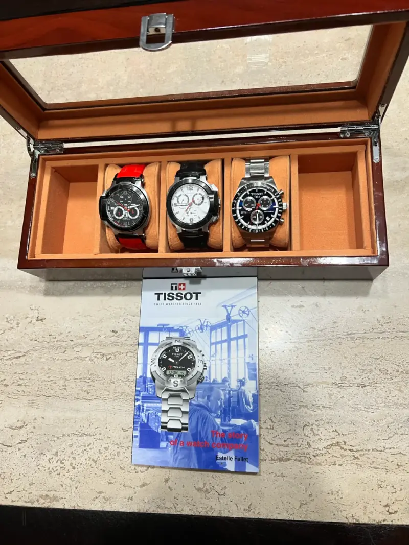 Set de Relojes Tissot en Caja de Madera - 1