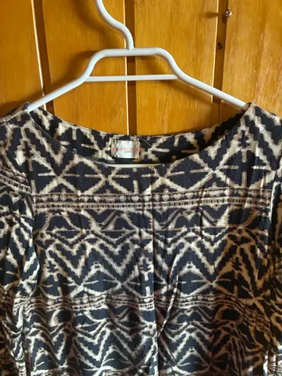 Polera manga larga talla M marca umbrale - miniatura 2