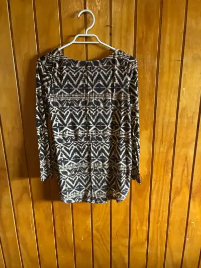 Polera manga larga talla M marca umbrale - miniatura 3