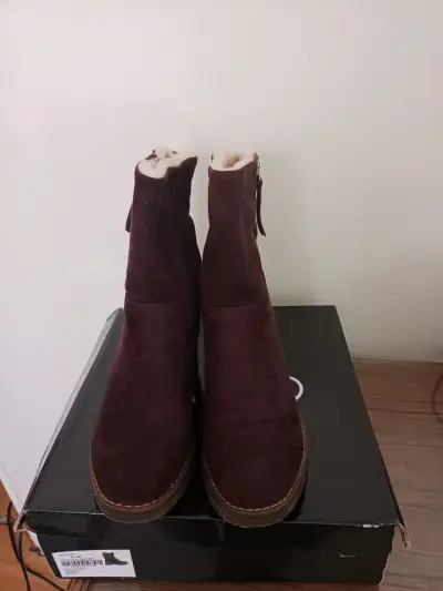 Botas de gamuza marrón con forro interior - miniatura 3