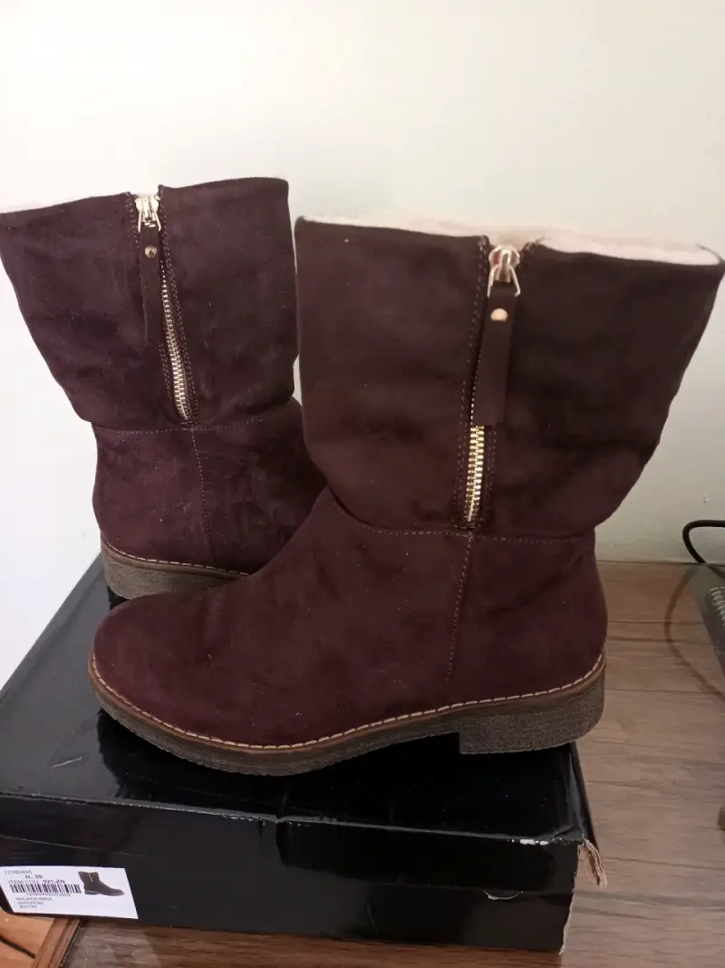 Botas de gamuza marrón con forro interior - 4