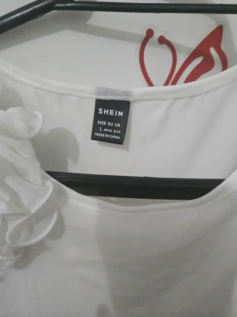 Vestido blanco con detalles florales Shein - 3