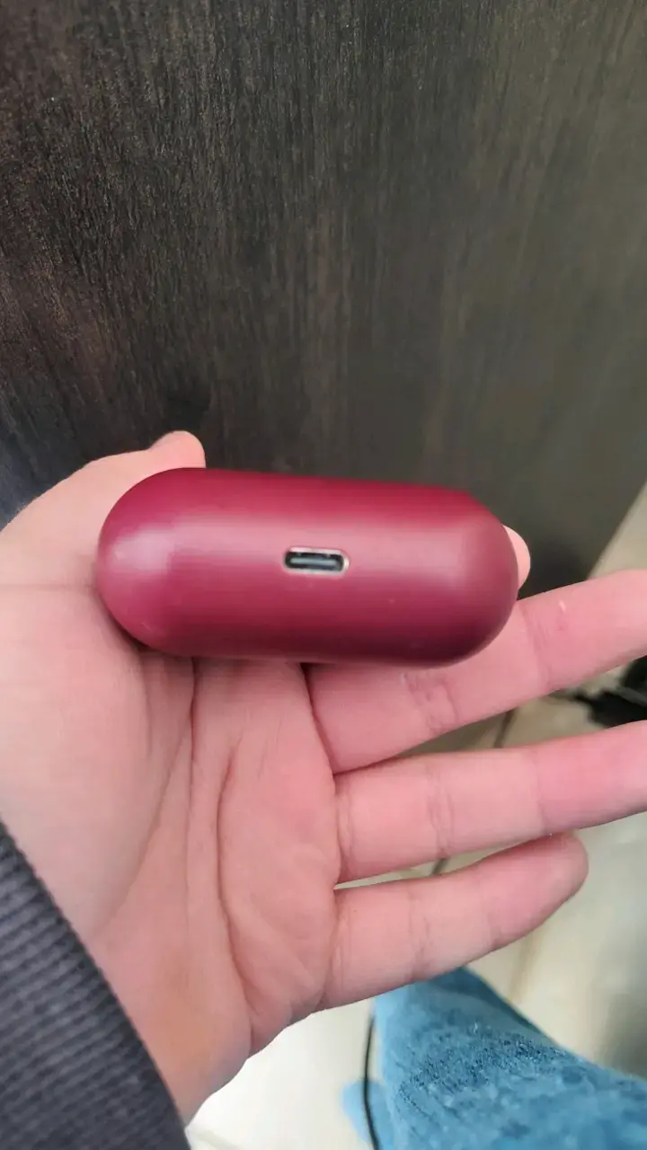 Audífonos inalámbricos Skullcandy rojos con estuche - 3