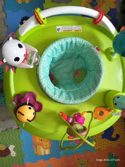 Centro de actividades para bebé Tiny Love - miniatura 1