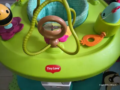 Centro de actividades para bebé Tiny Love - miniatura 5