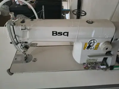 Máquina de Coser Industrial BSQ con Mesa - miniatura 2
