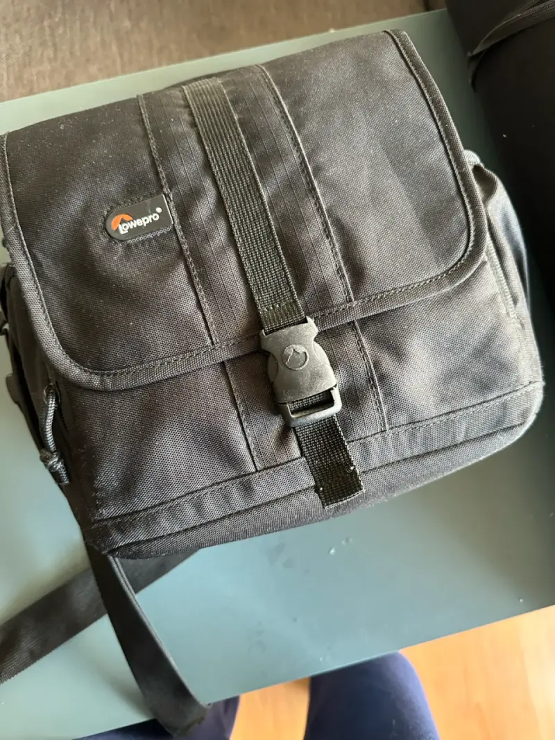Bolso para cámara Lowepro interior acolchado - 1