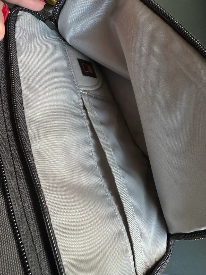 Bolso para cámara Lowepro interior acolchado - 5
