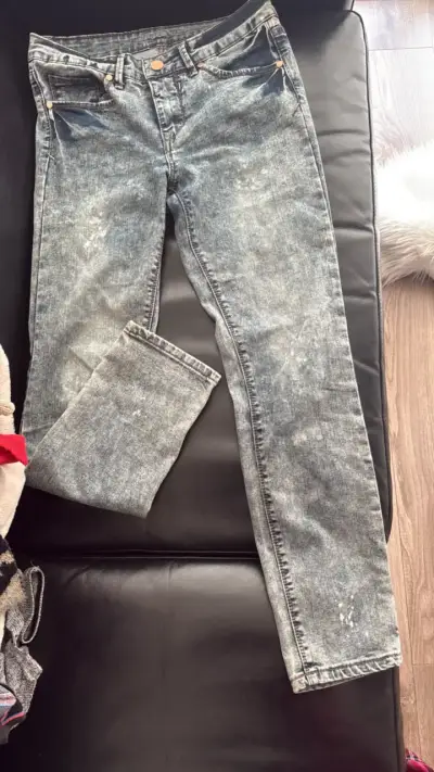 Jeans de mezclilla  desgastados - miniatura 1