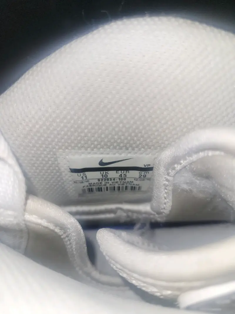 Zapatillas deportivas blancas Nike Air Max - 2