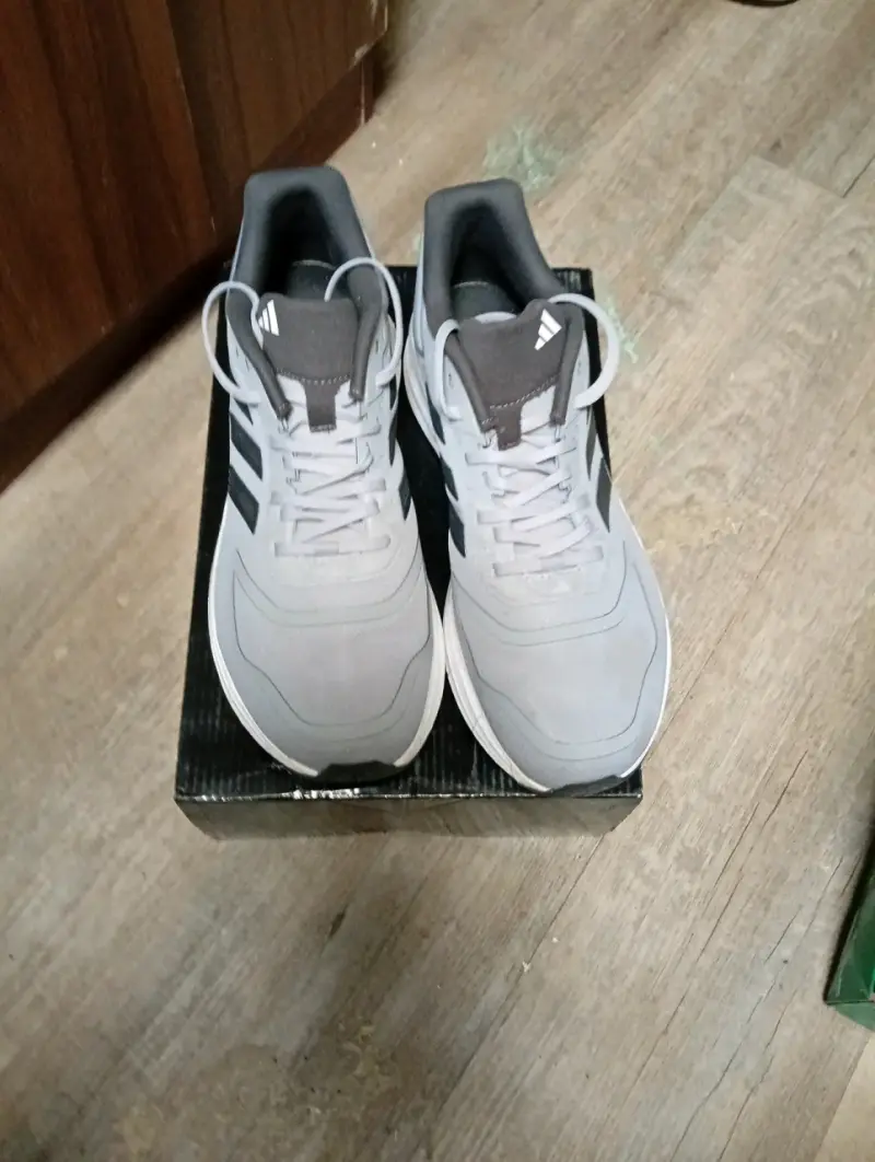 Zapatillas deportivas grises Adidas para hombre - 3