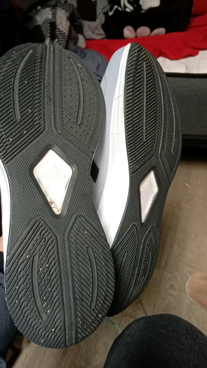 Zapatillas deportivas grises Adidas para hombre - 4