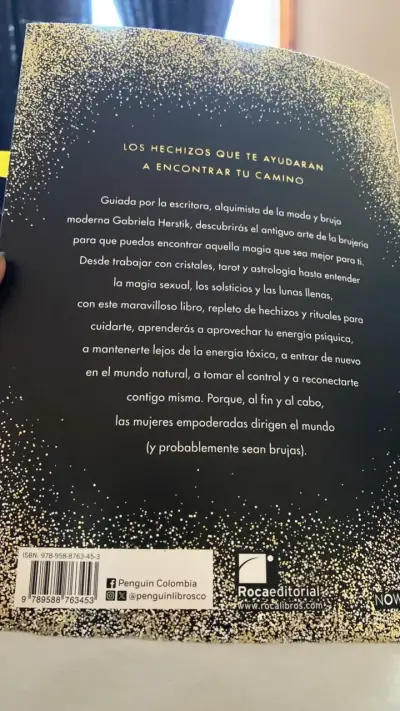Libro 'Cómo Ser Una Bruja Moderna' de Gabriela Herstik - miniatura 2