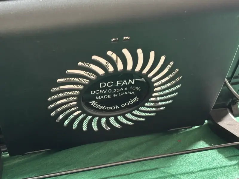 Base Refrigerante para Notebook con Ventilador Grande - 3