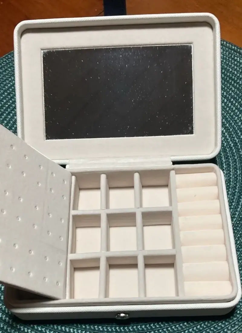 Estuche Organizador de Joyas con Espejo - 2
