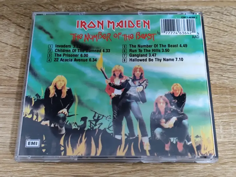 Iron Maiden - The Number of the Beast - 2