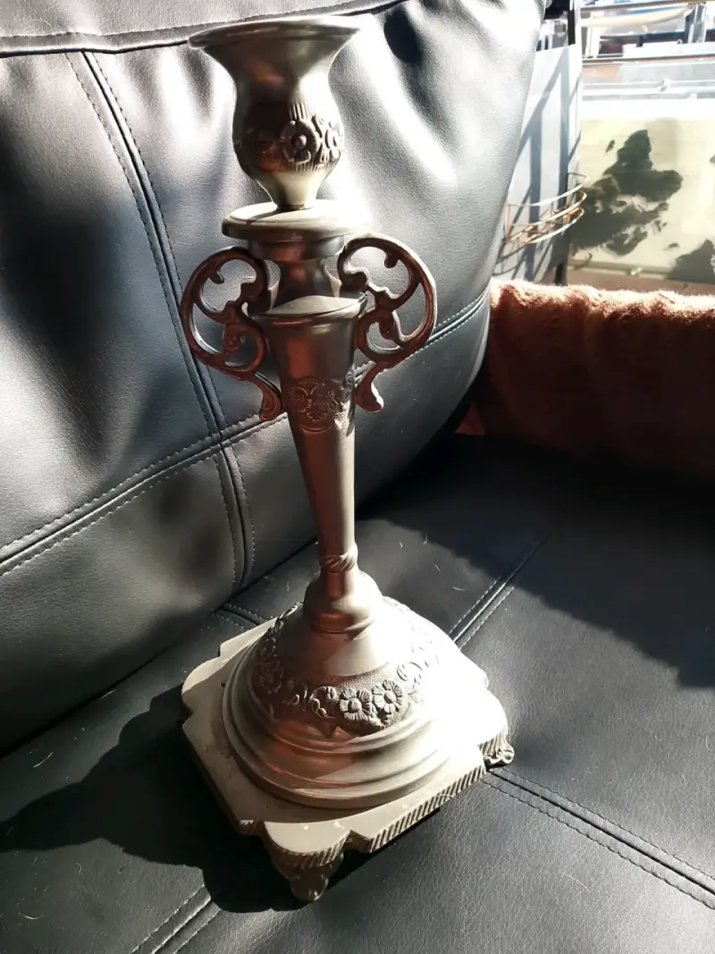 Candelabro de metal decorativo vintage - 3