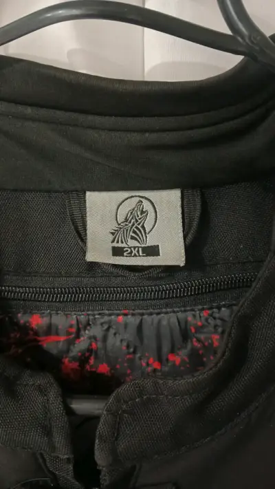 Chaqueta de moto Old Wolf negra y blanca - miniatura 3